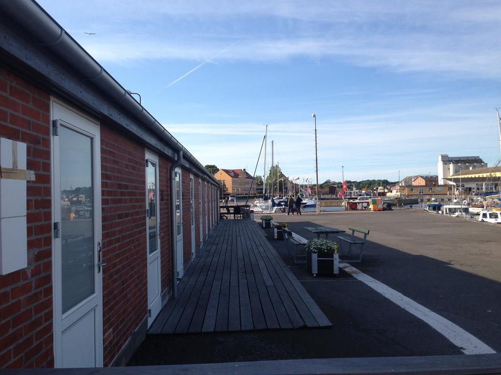Nexo Marine Rooms Eksteriør bilde